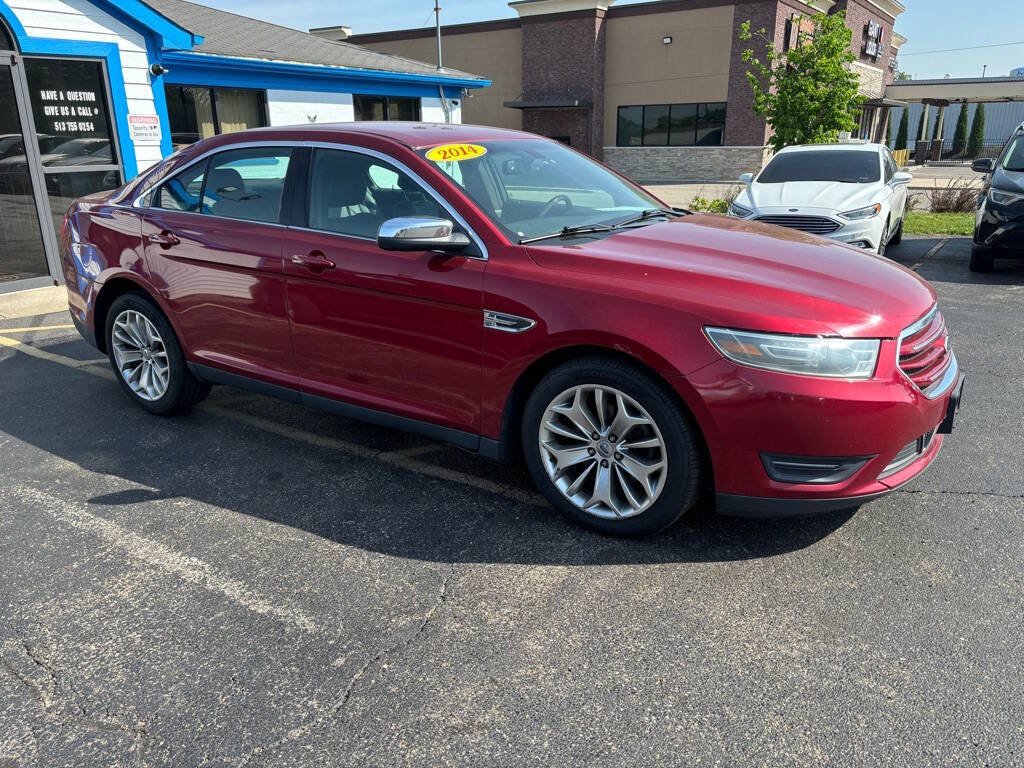 Used 2014 Ford Taurus Limited FWD image 3