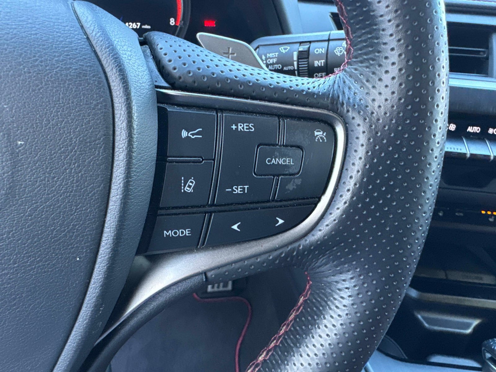 Used 2019 Lexus UX 200 F Sport FWD image 30