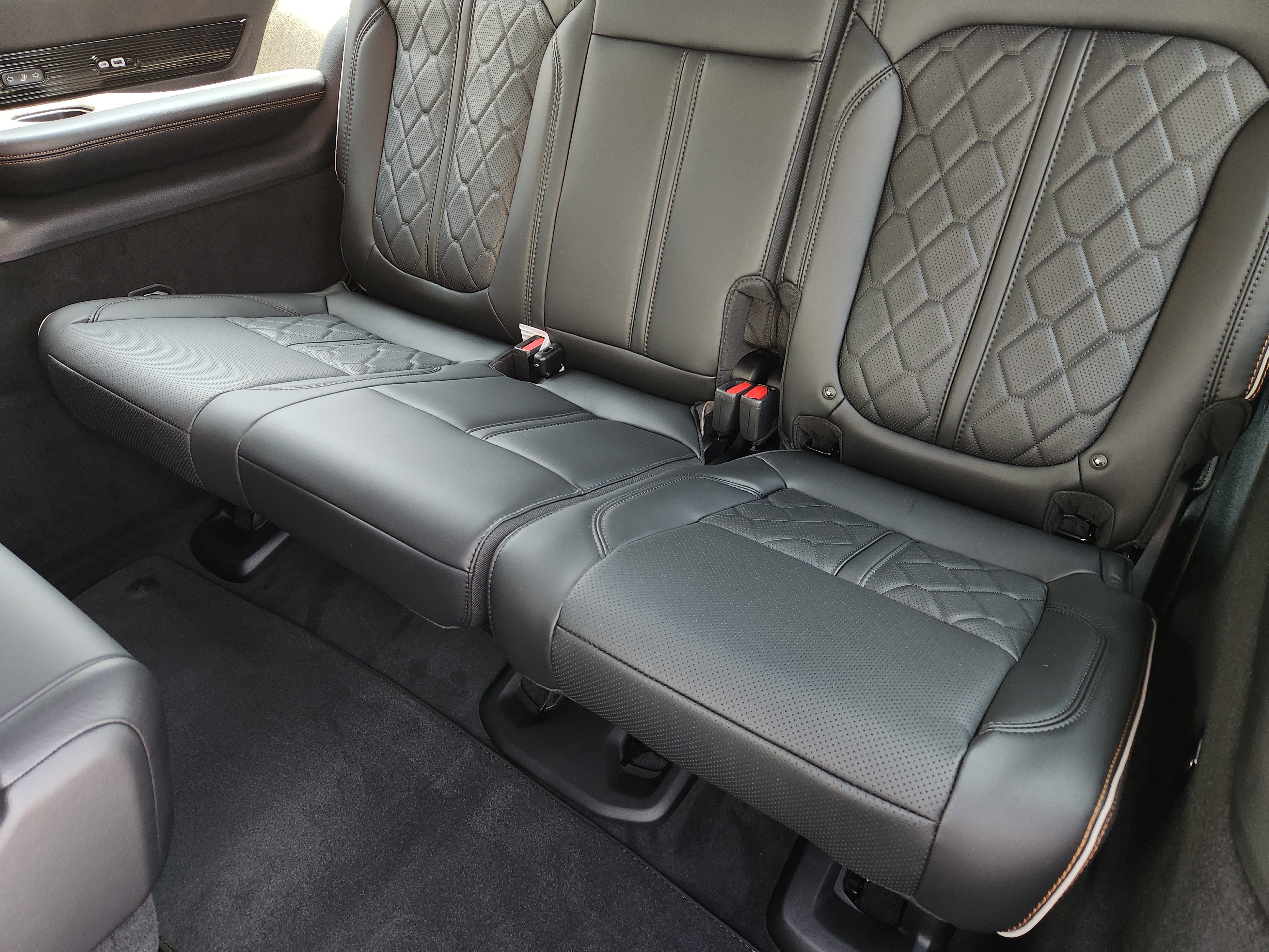 New 2026 Jeep Grand Wagoneer Summit AWD/4WD image 22