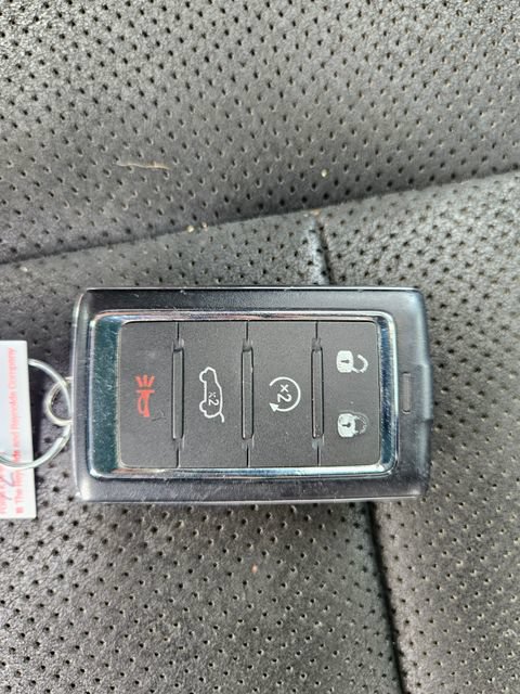 Used 2024 Jeep Grand Cherokee L Laredo AWD/4WD image 30