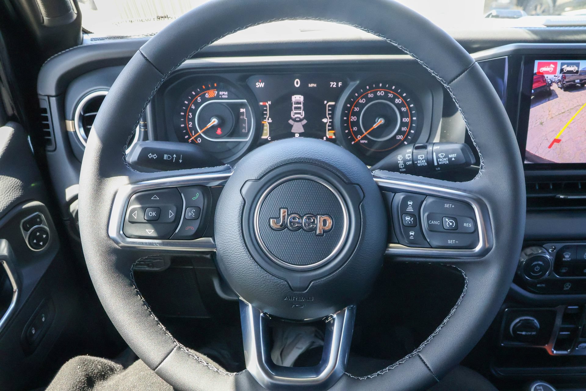 New 2026 Jeep Wrangler Unlimited Sahara AWD/4WD image 28