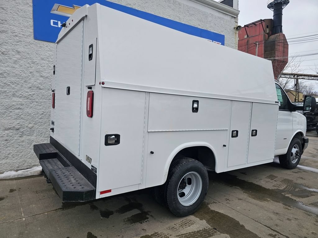 New 2025 Chevrolet Express 3500 w/ Power Convenience Package RWD image 2