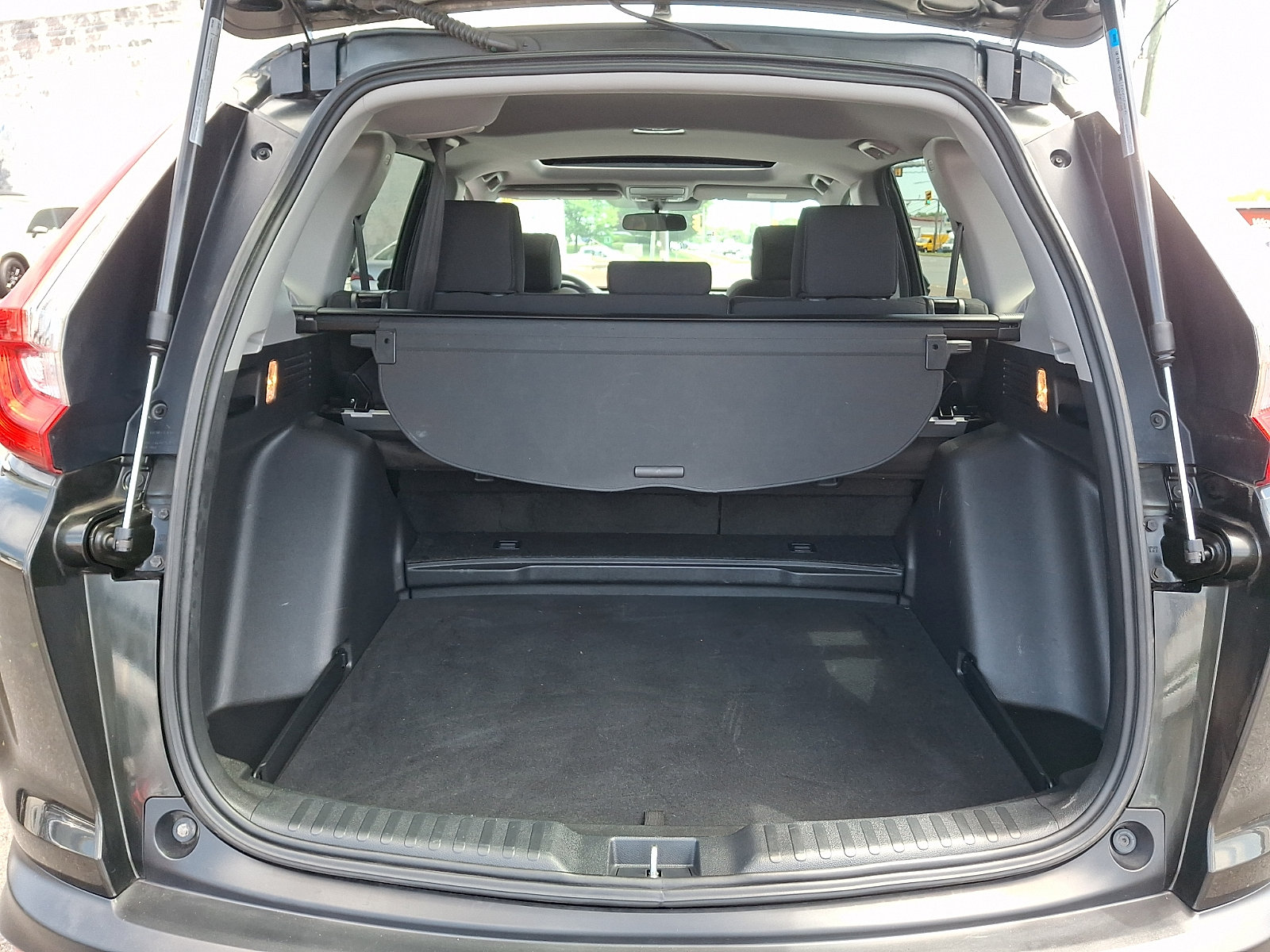 Used 2018 Honda CR-V EX image 29
