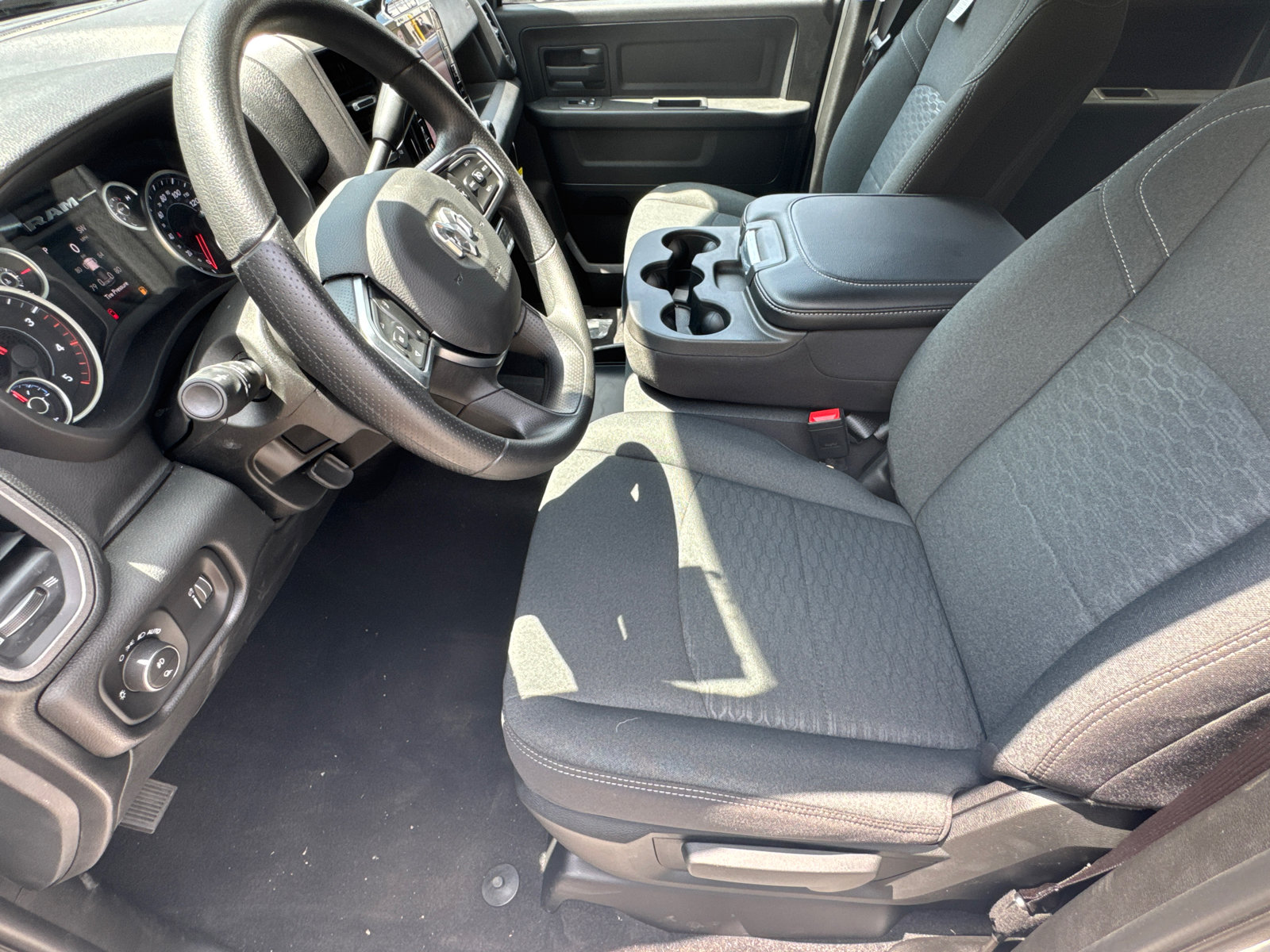 Used 2026 RAM 2500 Tradesman AWD/4WD image 9
