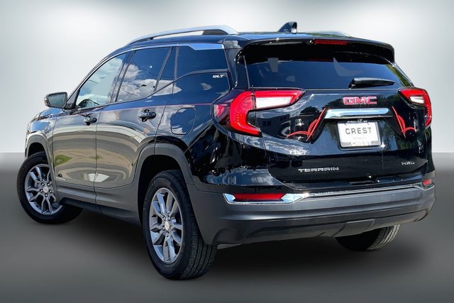 Used 2024 GMC Terrain SLT AWD/4WD image 10