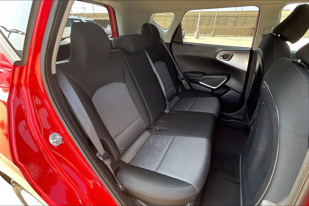 Used 2022 Kia Soul LX w/ Technology Package image 24