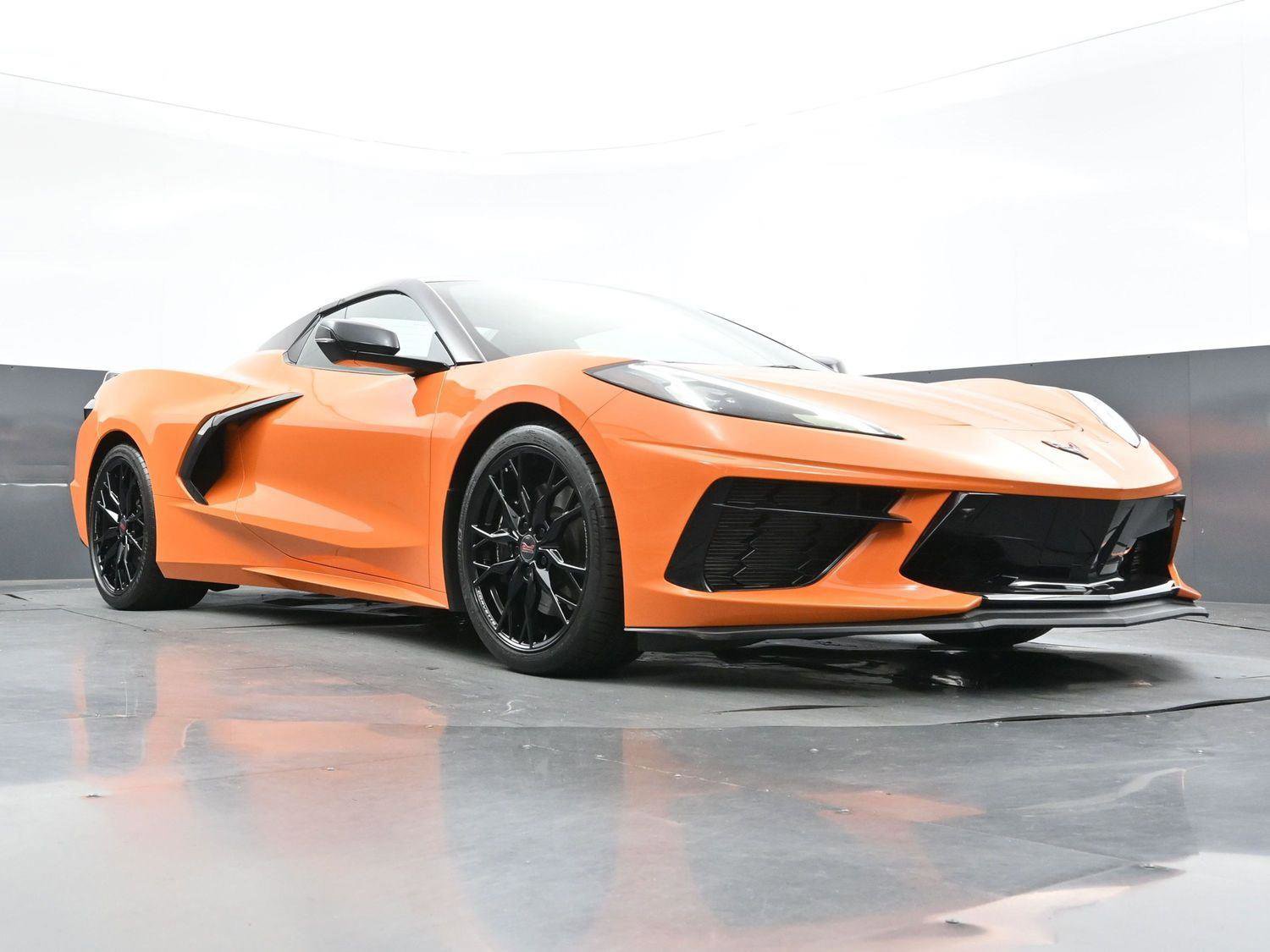 Used 2024 Chevrolet Corvette Stingray Premium Conv w/ Z51 Performance Package RWD image 49