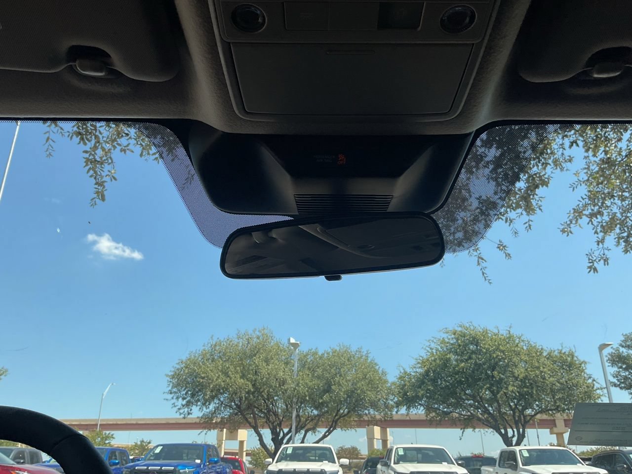 New 2027 Nissan Kicks SR AWD/4WD image 21