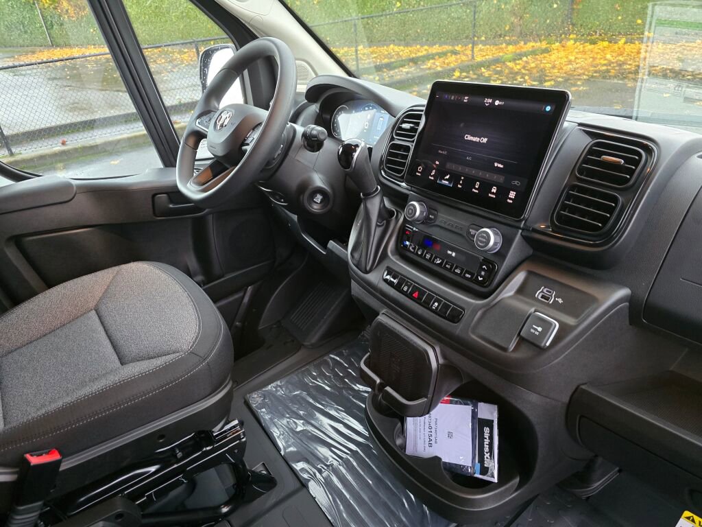 New 2026 RAM ProMaster 1500 w/ Premium Convenience Group image 19