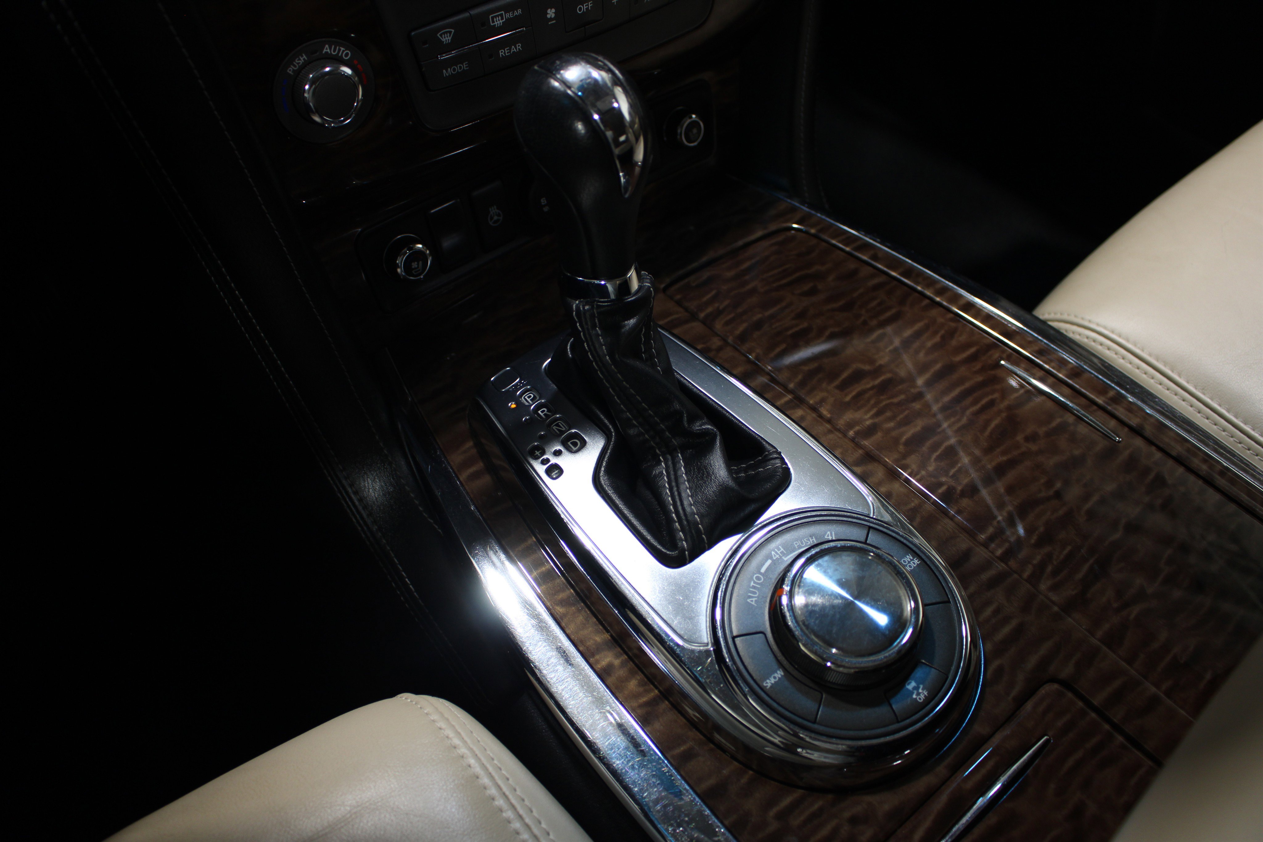 Used 2017 Nissan Armada Platinum w/ Captain Seat Package AWD/4WD image 18