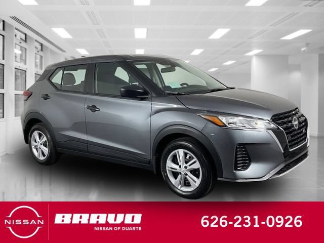 New 2025 Nissan Kicks Play S