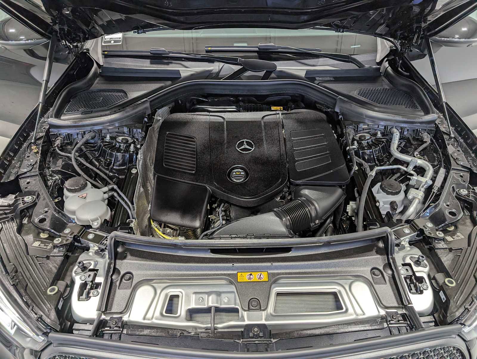 New 2026 Mercedes-Benz GLC 300 4MATIC image 12