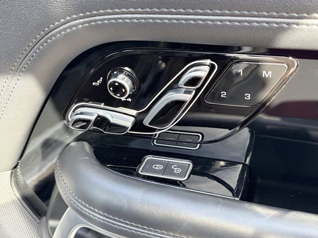 Used 2020 Land Rover Range Rover Long Wheelbase HSE image 20