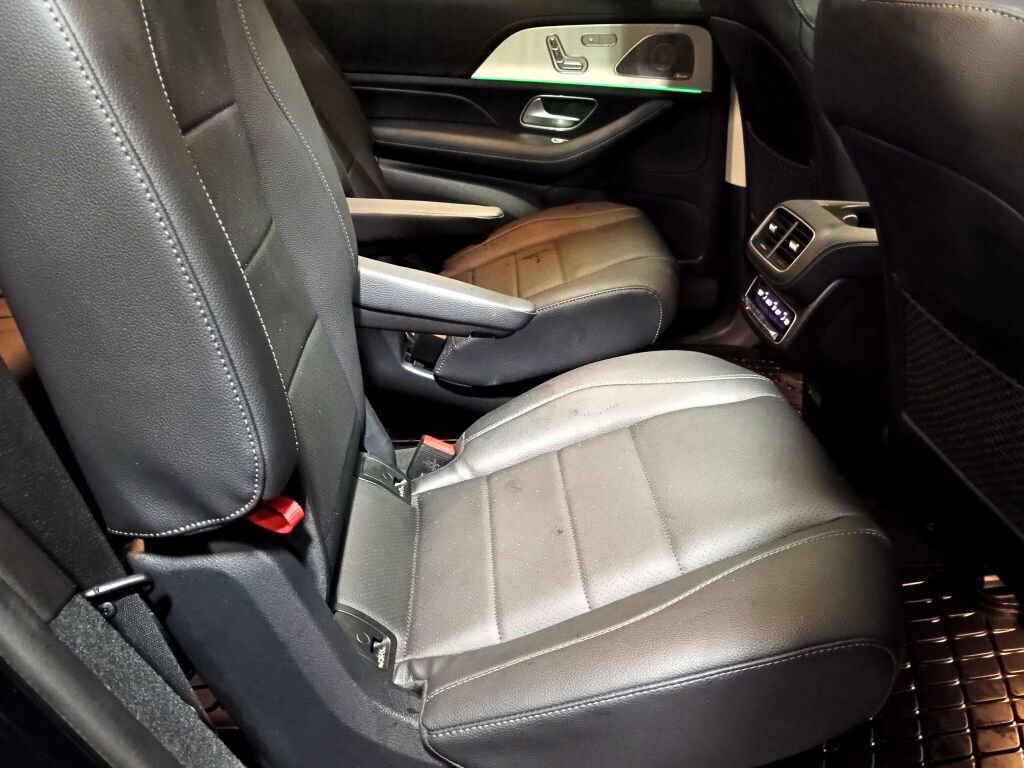 Used 2023 Mercedes-Benz GLS 450 4MATIC image 24