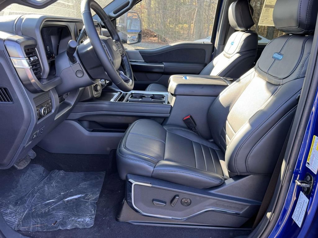 New 2026 Ford F350 Platinum w/ FX4 Off-Road Package image 19