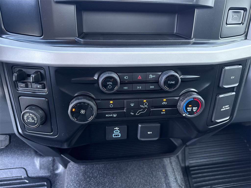 New 2026 Ford F250 XLT w/ 360-Degree Camera Package image 25