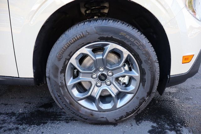 New 2025 Ford Maverick XLT image 13