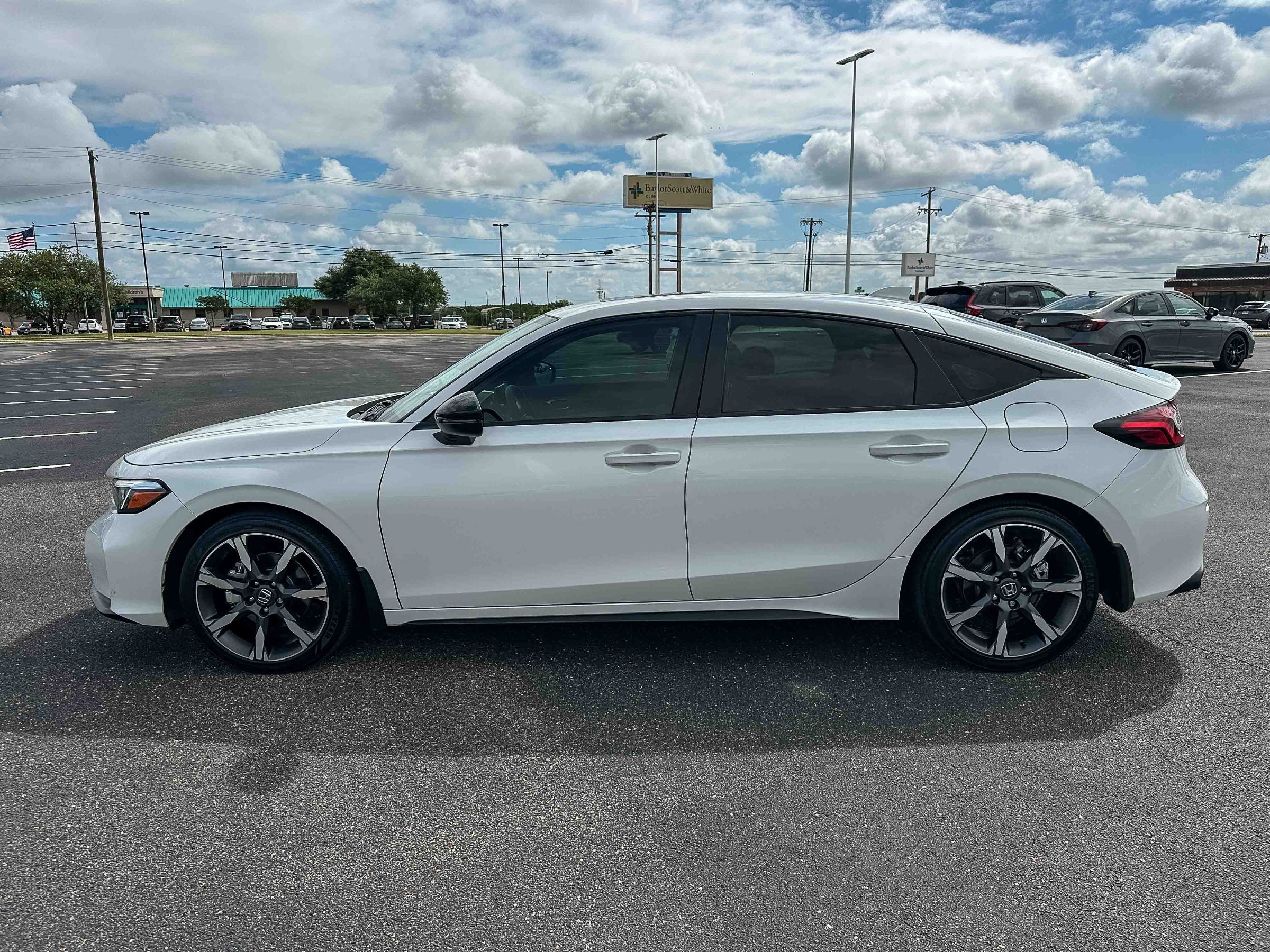 Used 2025 Honda Civic Sport Touring image 9