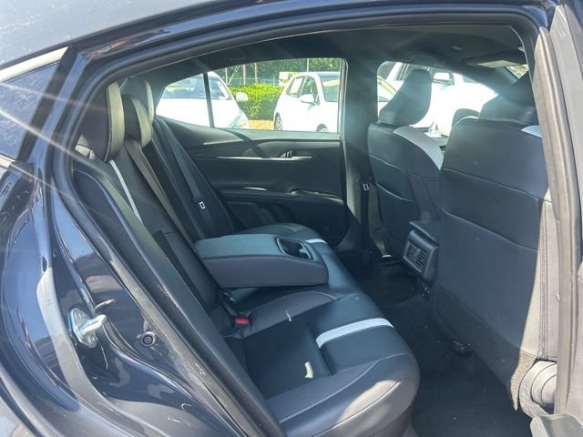 Used 2025 Toyota Camry SE FWD image 18