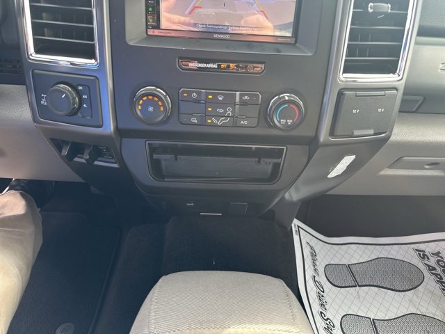 Used 2017 Ford F250 XLT w/ Snow Plow Prep Package image 12