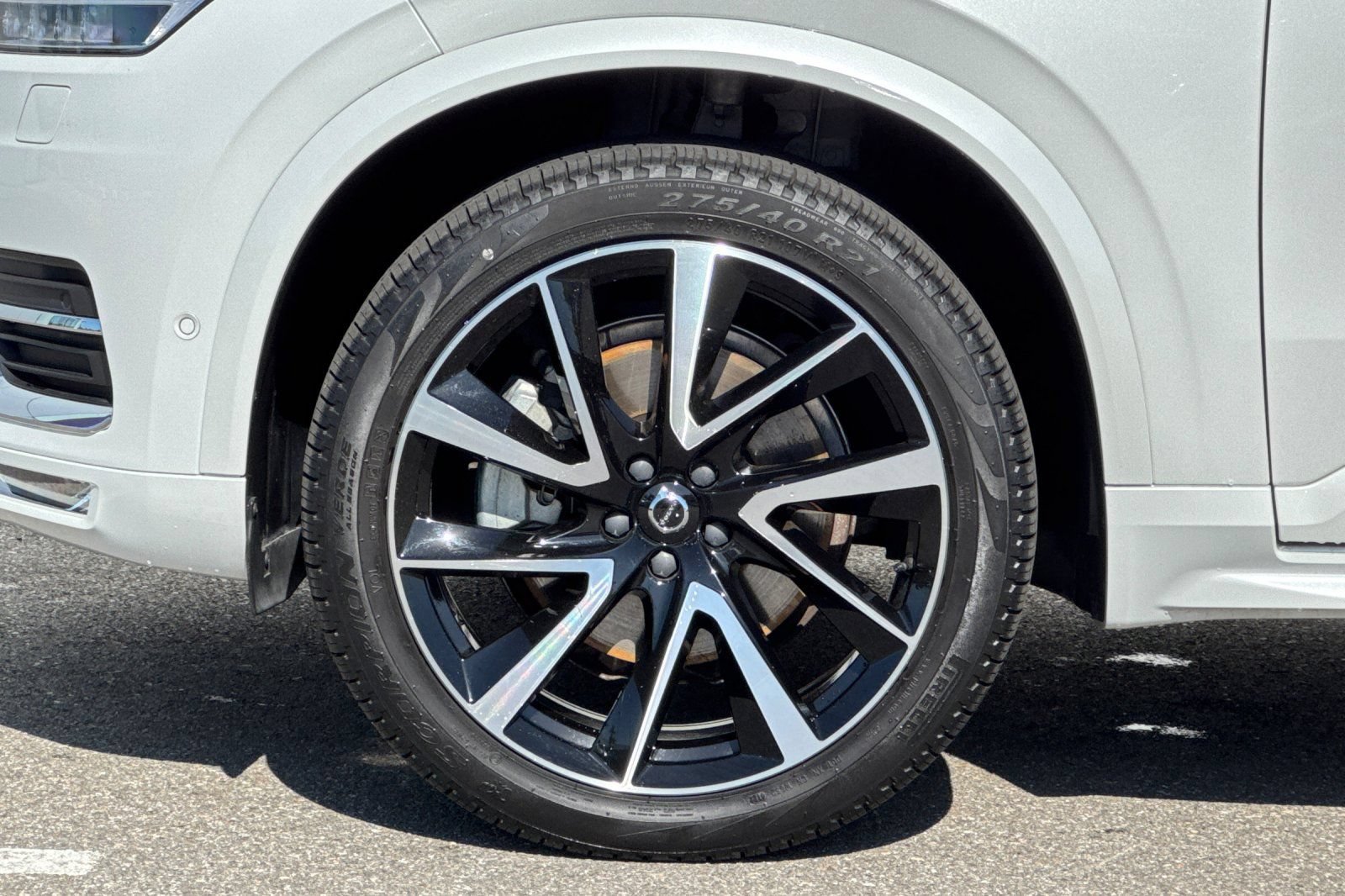 Used 2023 Volvo XC90 B6 Plus w/ Protection Package Premier AWD/4WD image 34