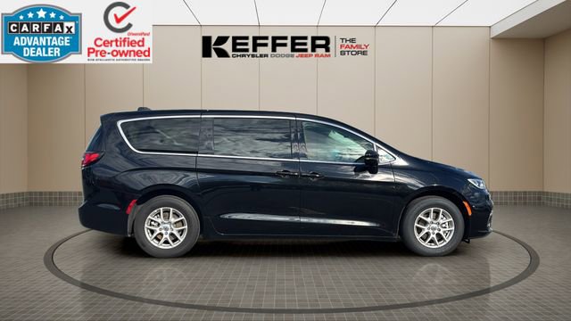Certified 2024 Chrysler Pacifica Touring-L image 6