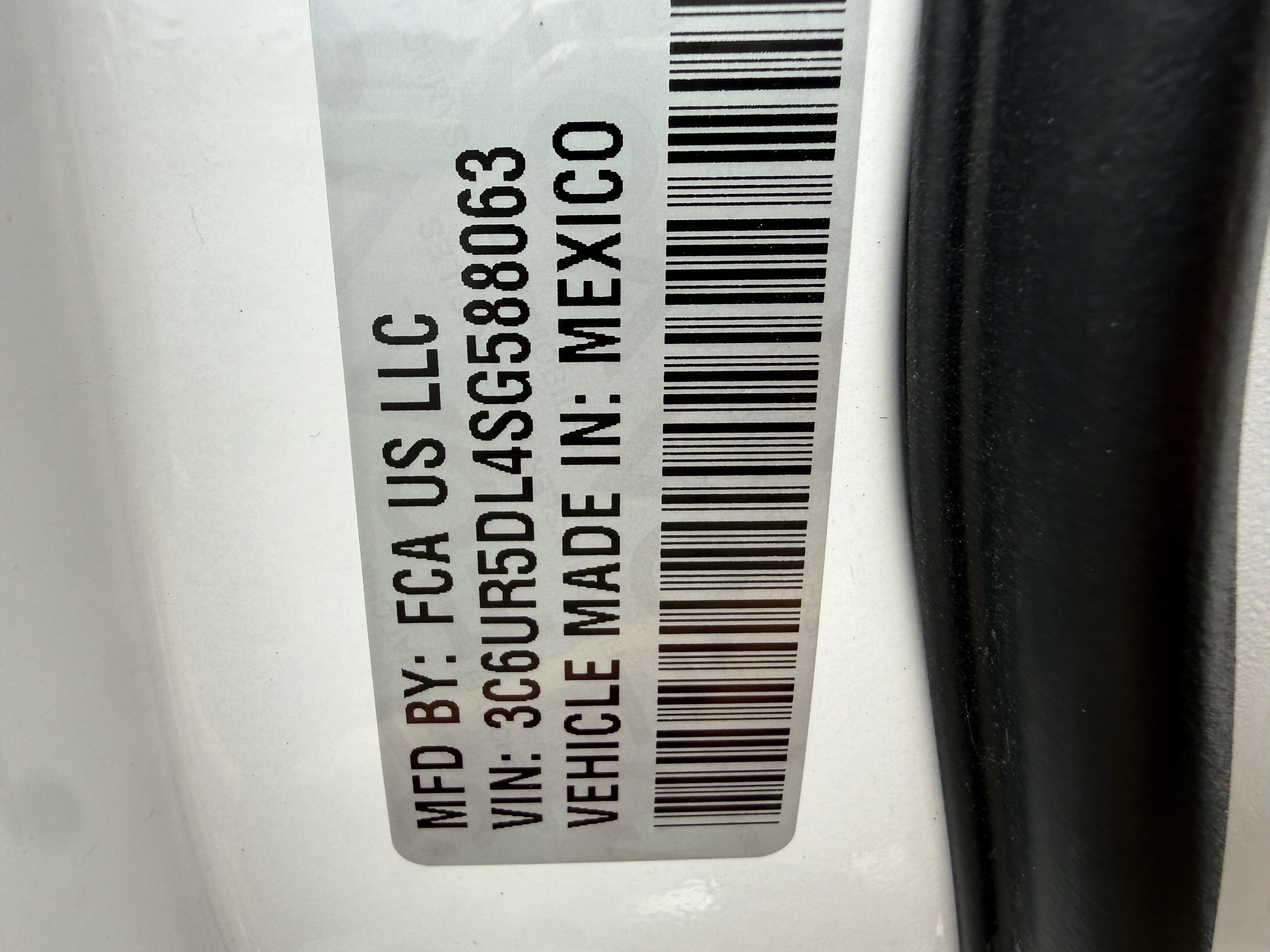 Used 2025 RAM 2500 Big Horn AWD/4WD image 35