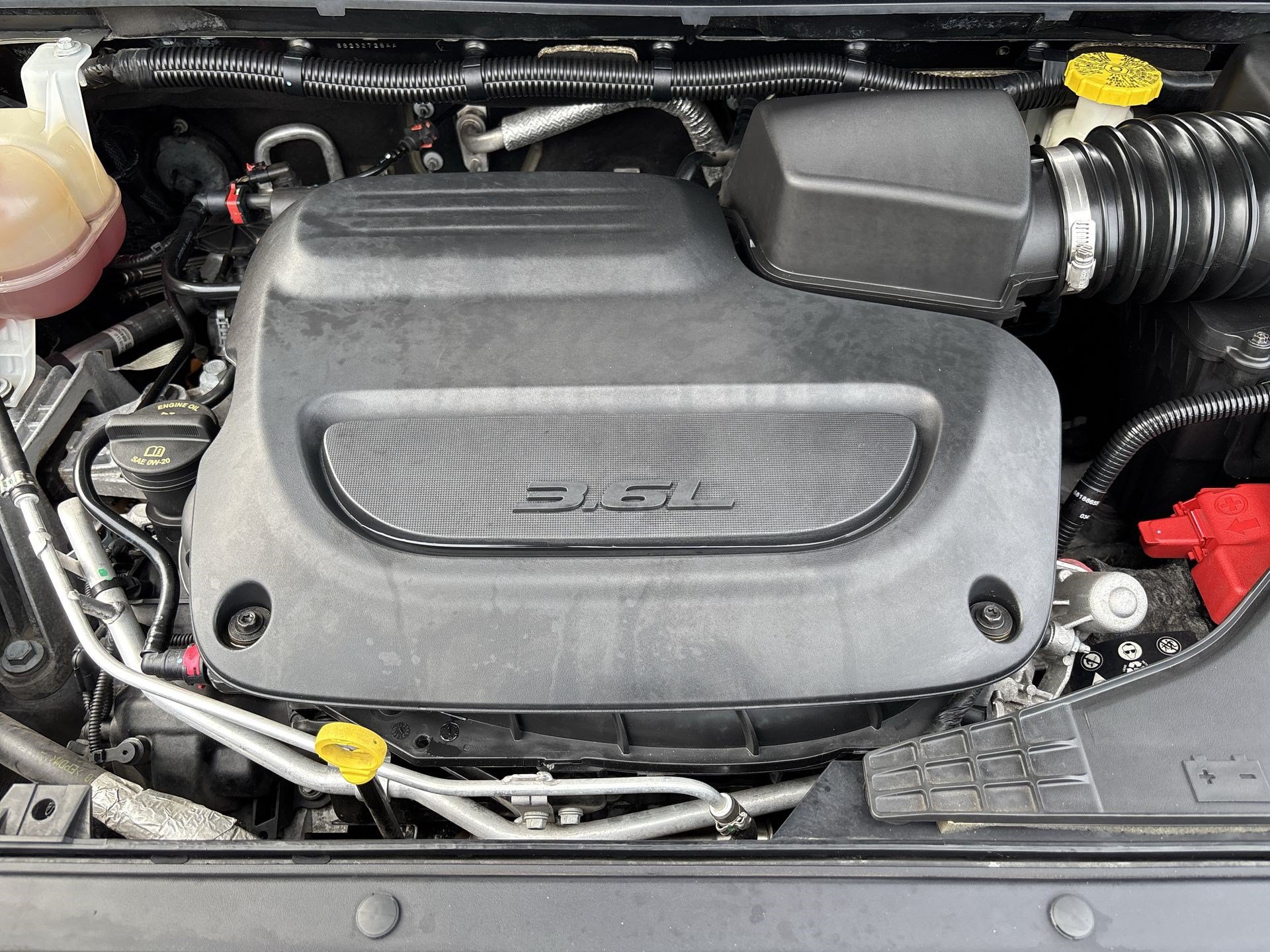 Used 2021 Chrysler Pacifica Touring-L FWD image 17
