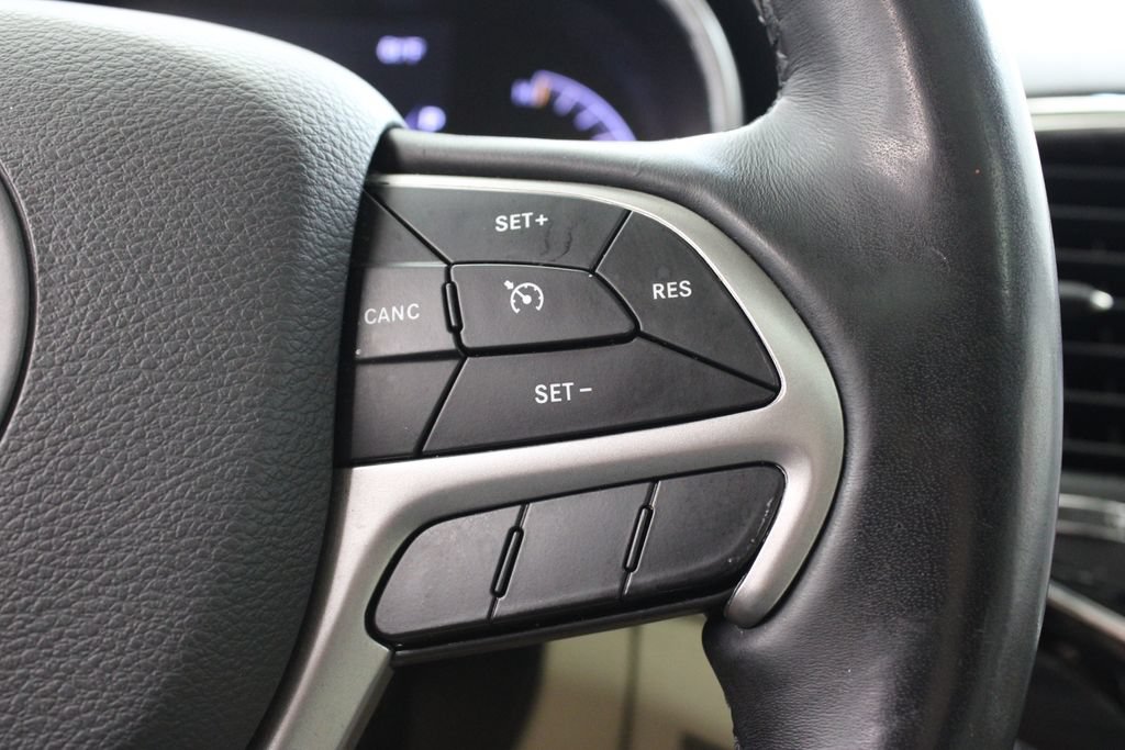 Used 2020 Jeep Grand Cherokee Limited w/ Premium Lighting Group RWD image 29