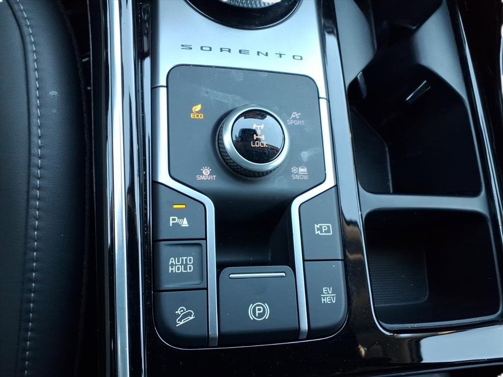 Used 2022 Kia Sorento SX w/ Panoramic Sunroof Package image 19