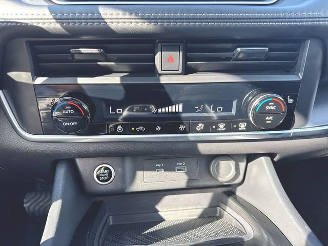 Used 2023 Nissan Rogue SV w/ SV Premium B Package AWD/4WD image 17
