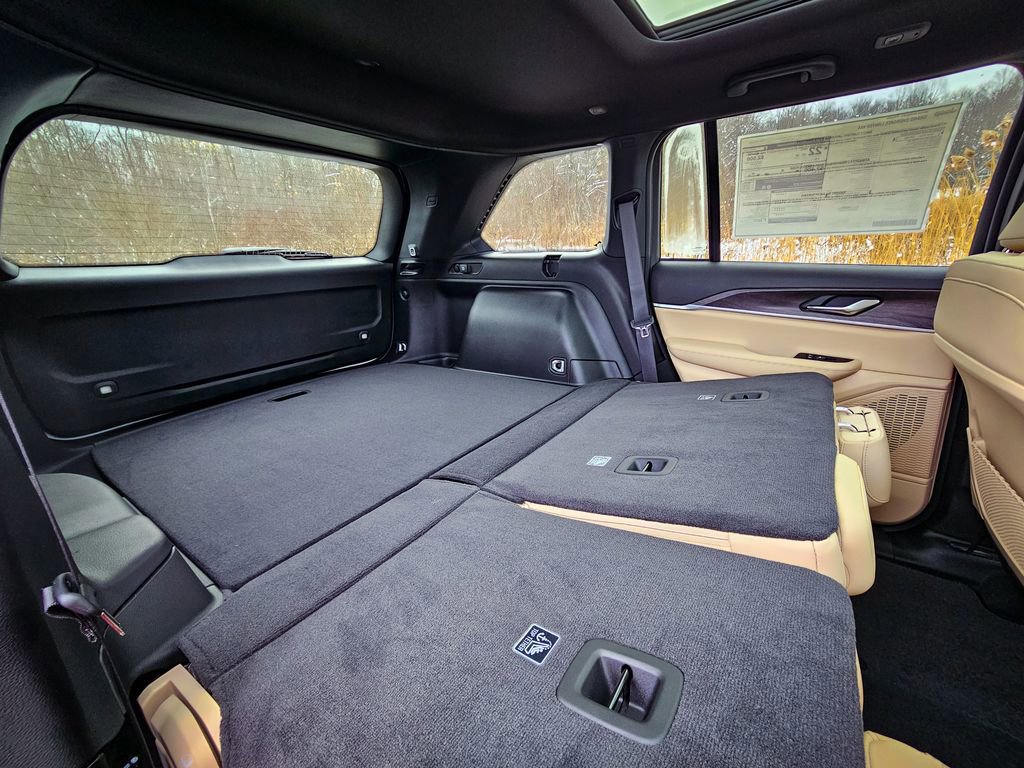 New 2025 Jeep Grand Cherokee Limited image 40