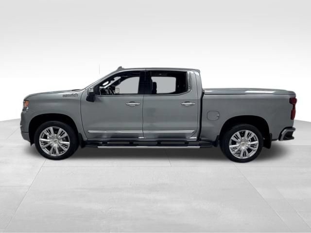 Certified 2025 Chevrolet Silverado 1500 High Country w/ High Country Premium Package AWD/4WD image 3