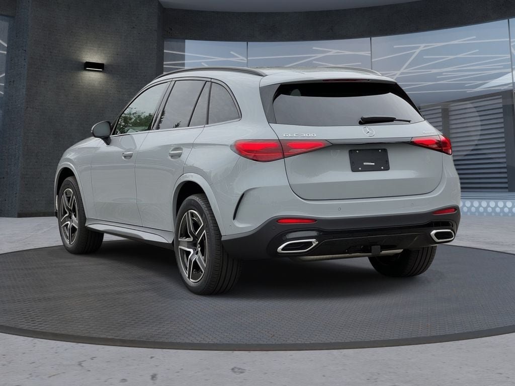 New 2027 Mercedes-Benz GLC 300 4MATIC image 3