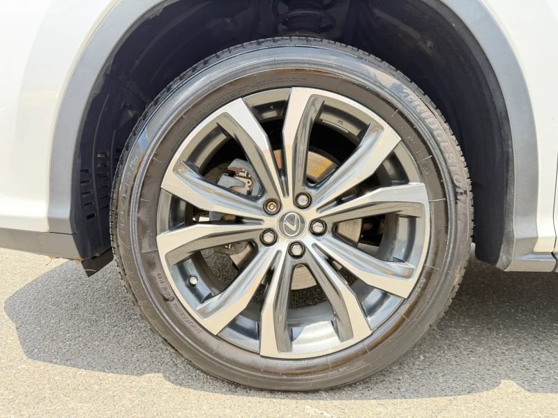 Used 2019 Lexus RX 350L AWD image 34
