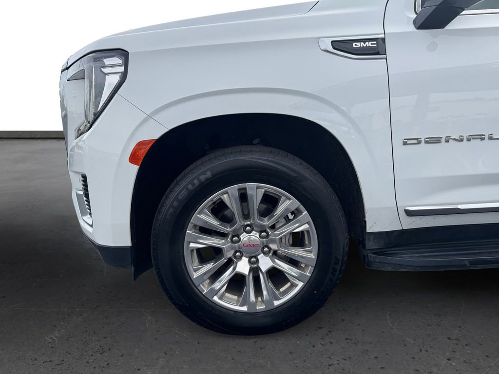 Used 2024 GMC Yukon XL Denali image 9