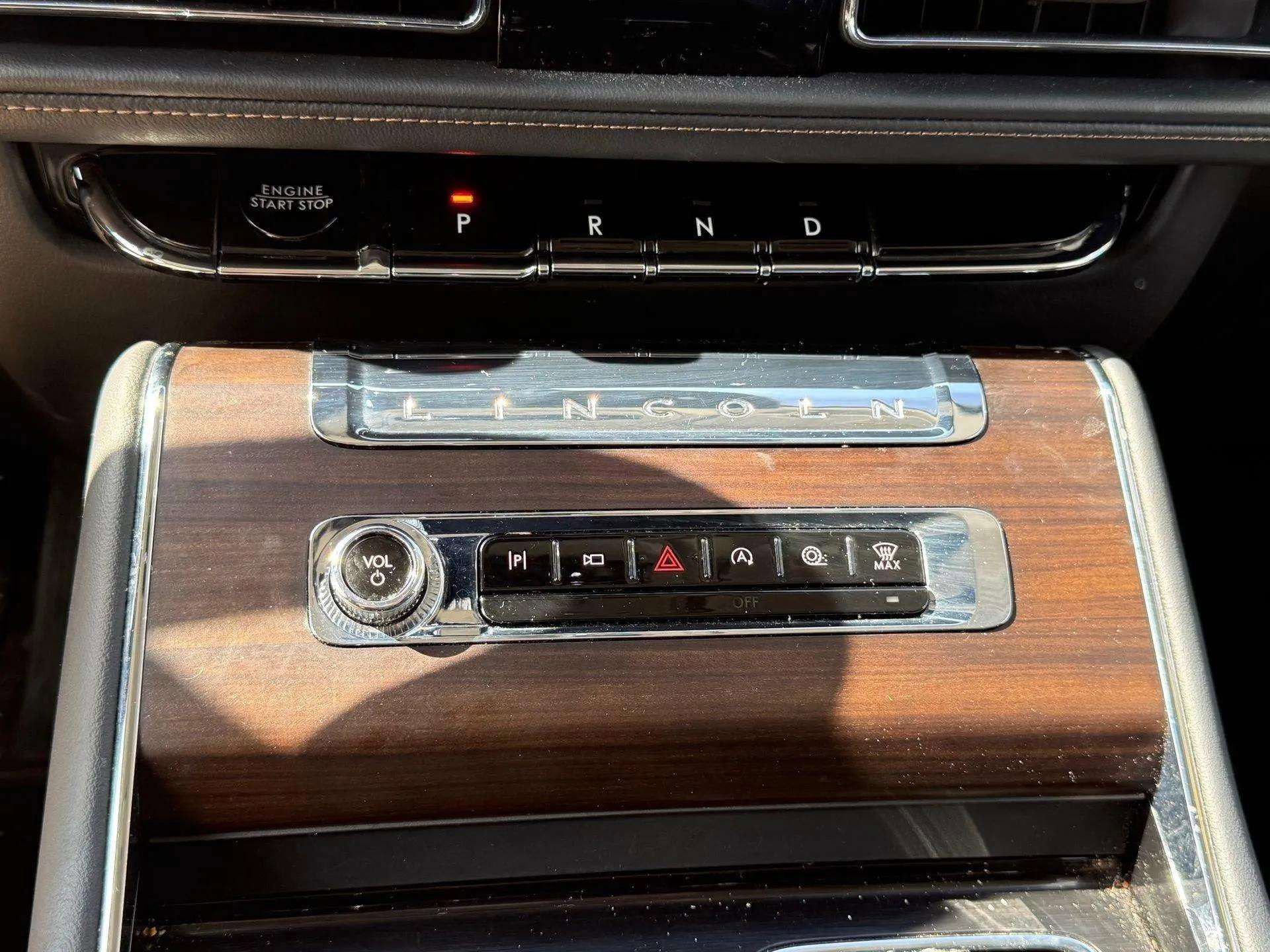 Used 2025 Lincoln Aviator Reserve w/ Illumination Package image 41