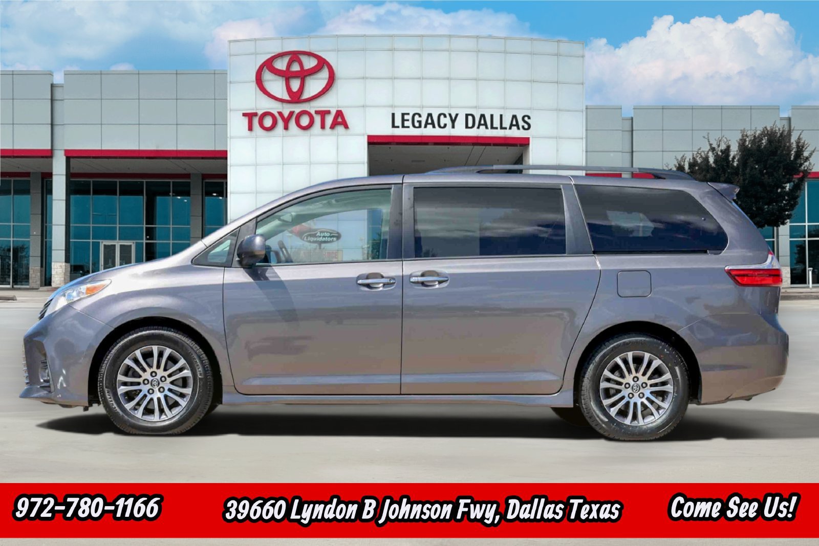 Used 2019 Toyota Sienna XLE FWD image 7