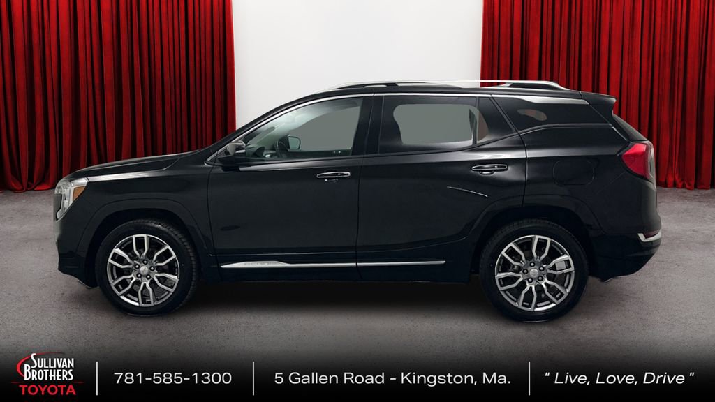Used 2023 GMC Terrain Denali image 8