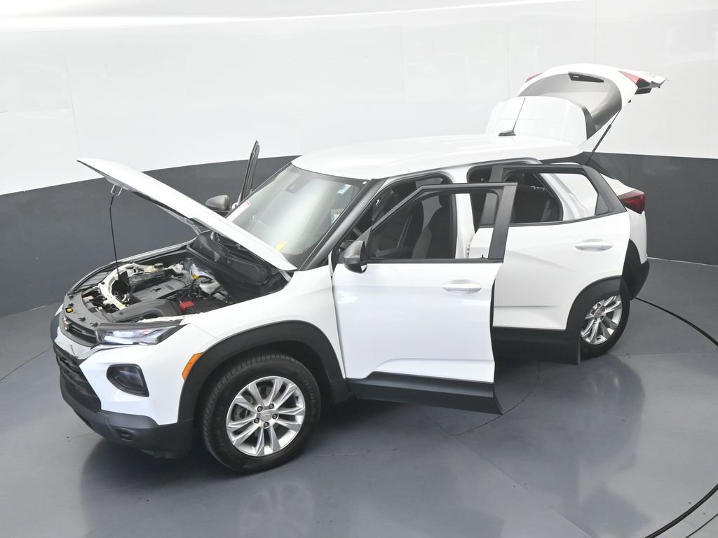 Used 2023 Chevrolet TrailBlazer LS AWD/4WD image 59