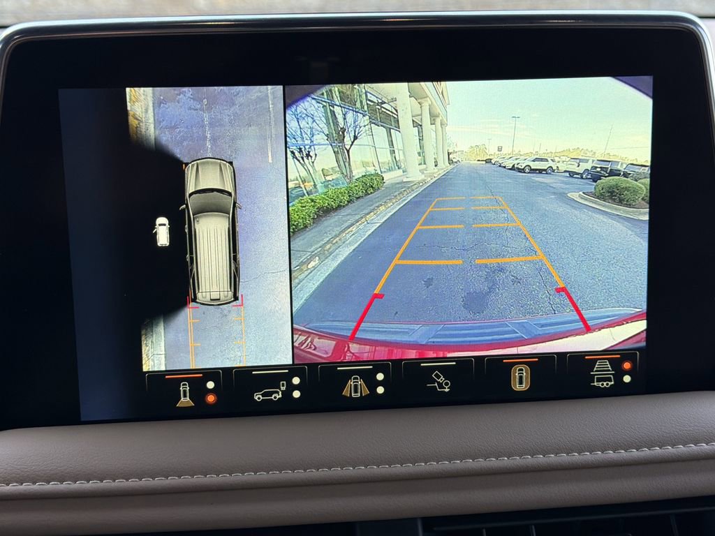 Used 2023 Chevrolet Tahoe Premier w/ Advanced Technology Package image 32