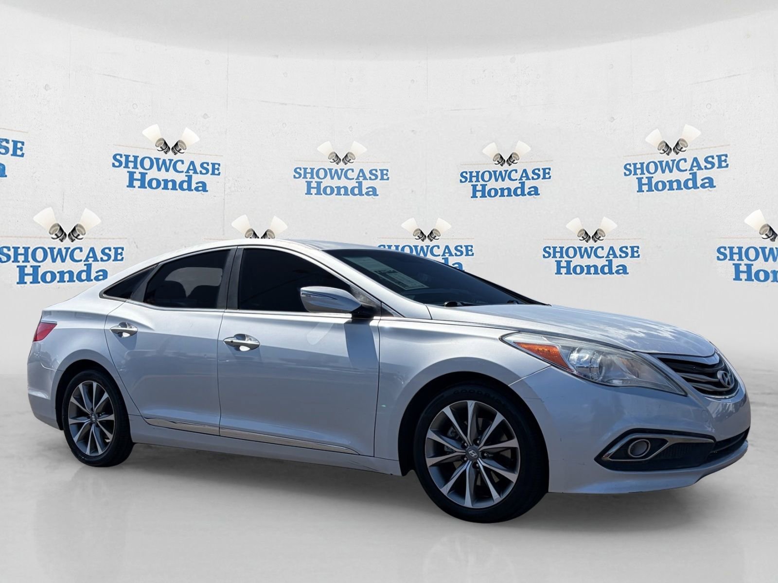 Used 2016 Hyundai Azera FWD image 8
