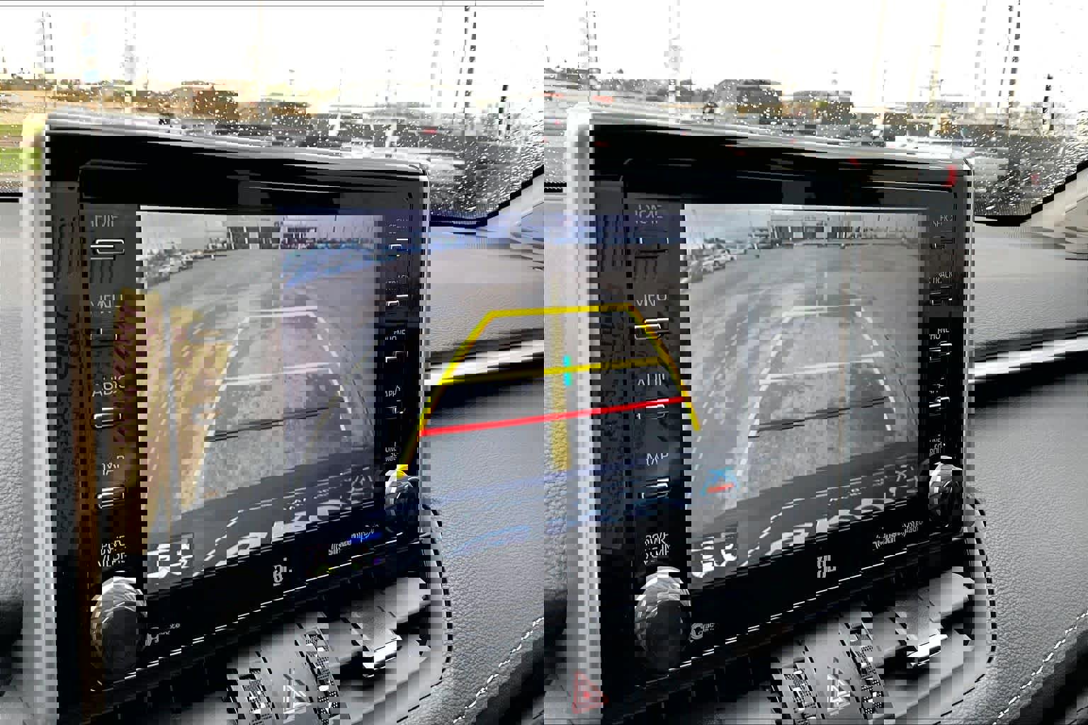 Used 2021 Toyota RAV4 Limited image 27