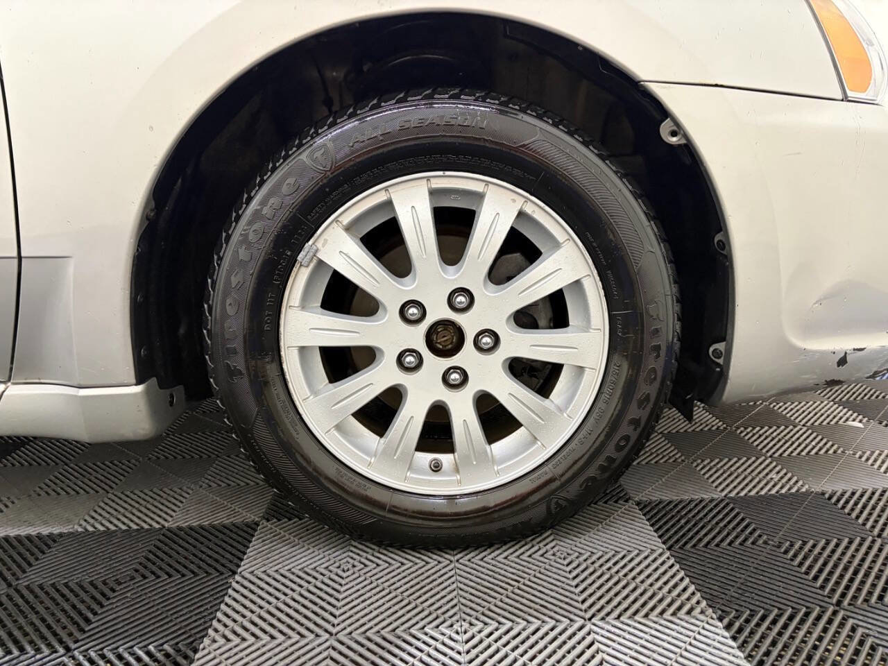 Used 2012 Mitsubishi Galant FE image 21