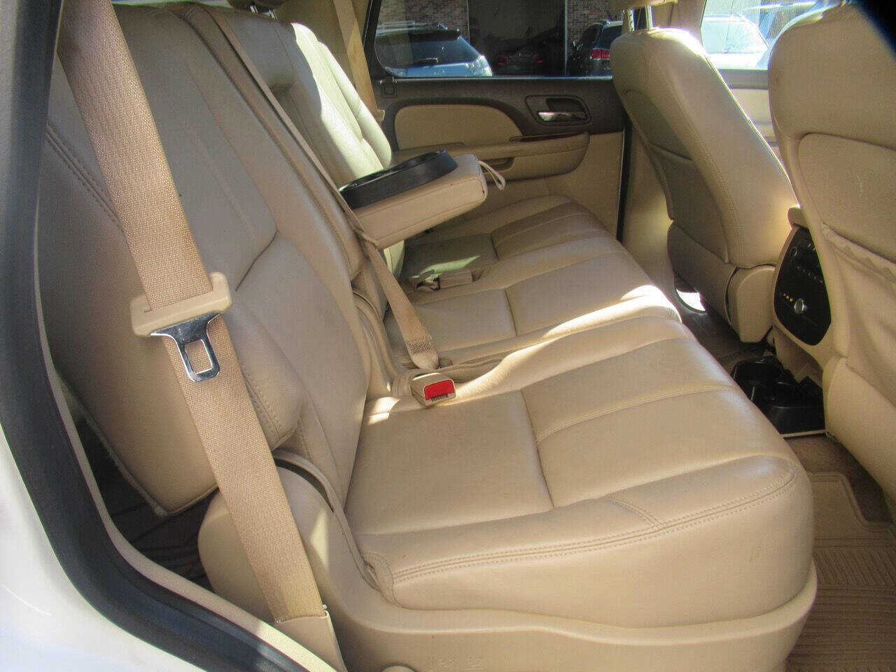 Used 2009 GMC Yukon 4WD Hybrid image 31