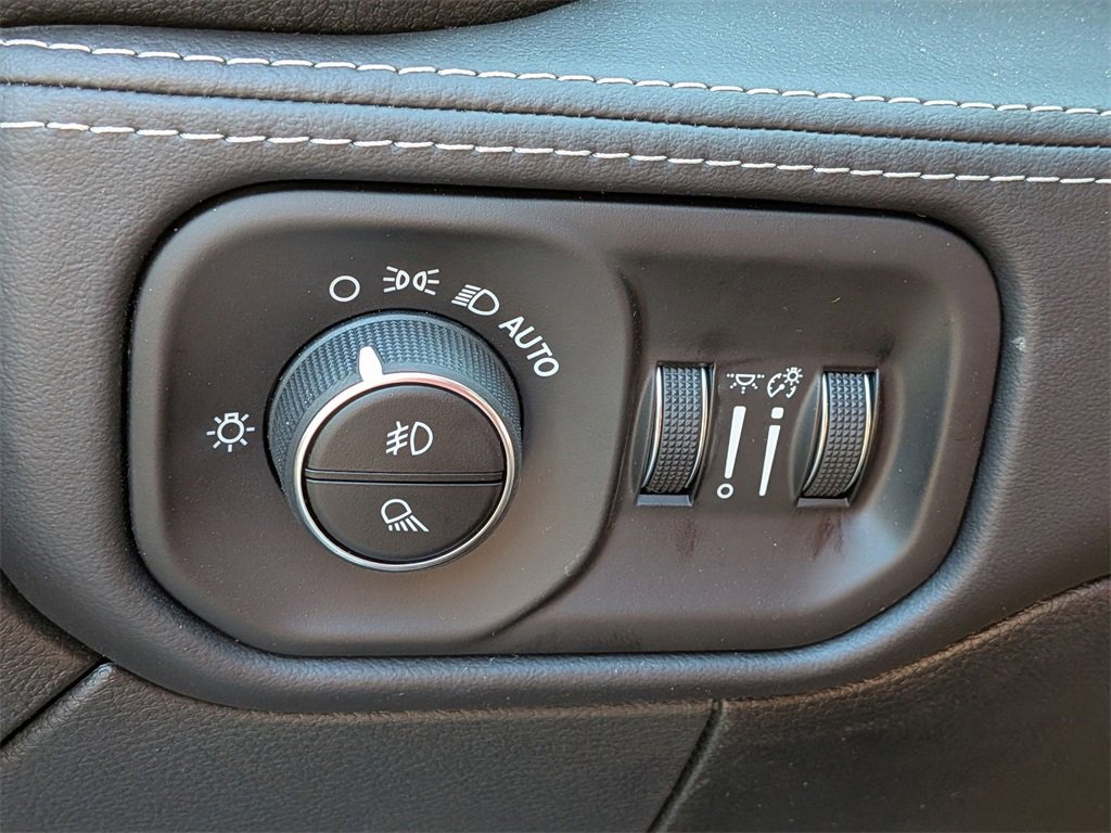 New 2026 RAM 3500 Limited image 14