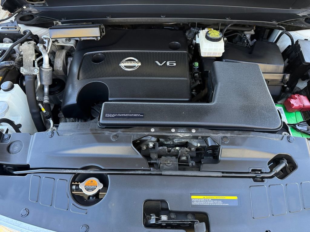 Used 2015 Nissan Pathfinder Platinum image 23