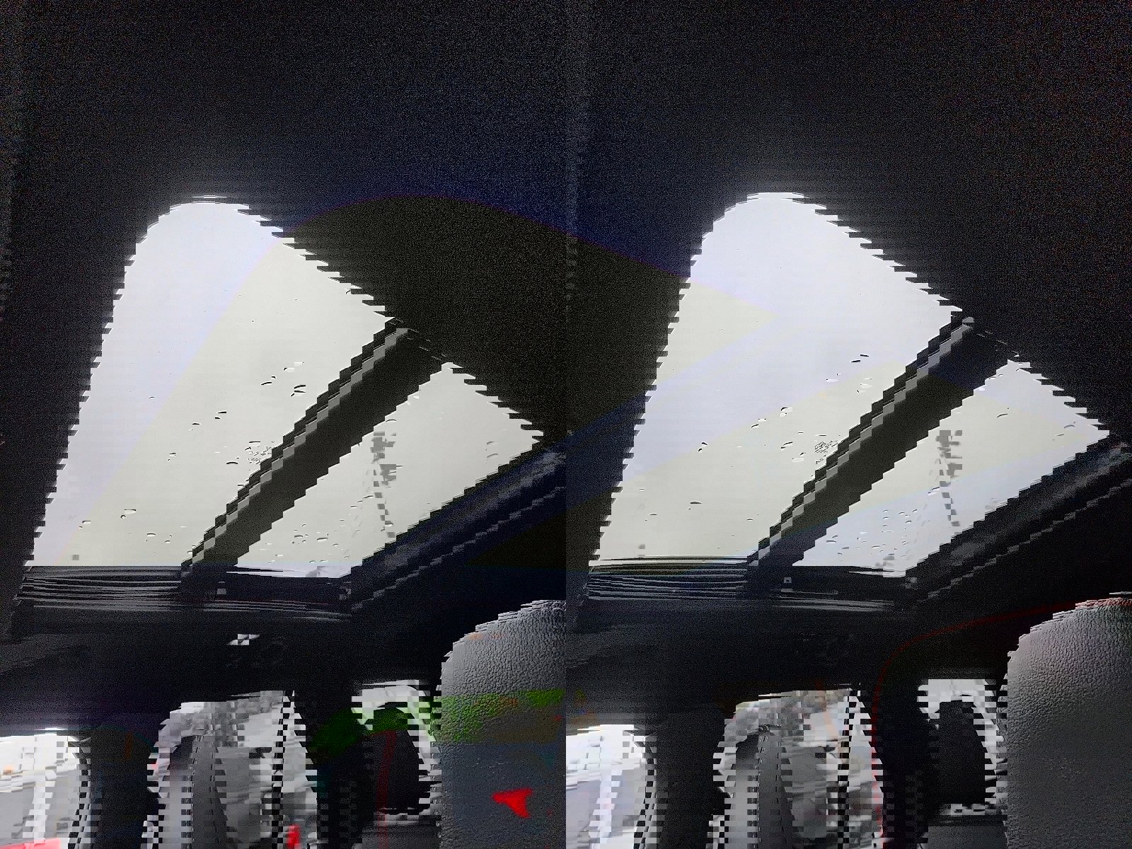 Certified 2022 Ford Explorer ST-Line w/ Class IV Trailer Tow Package image 16