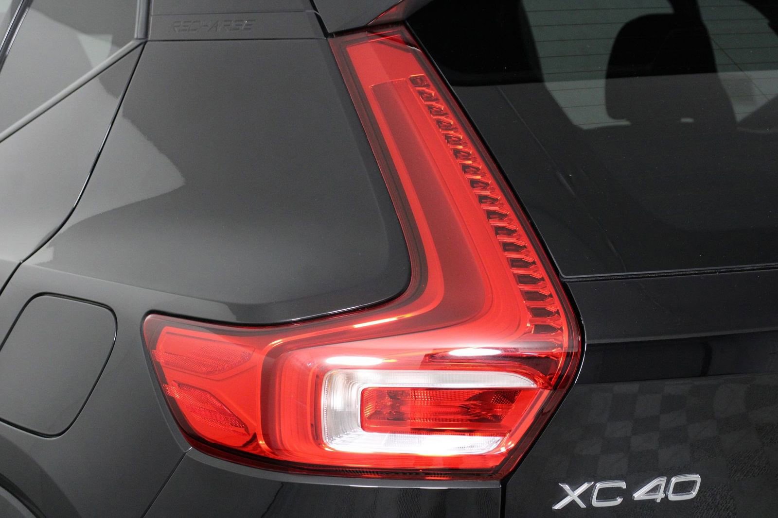 Certified 2023 Volvo XC40 Recharge Ultimate AWD/4WD image 18