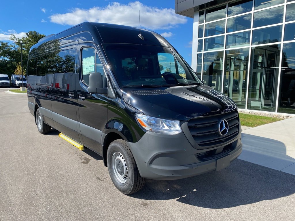 New 2026 Mercedes-Benz Sprinter 2500 image 2